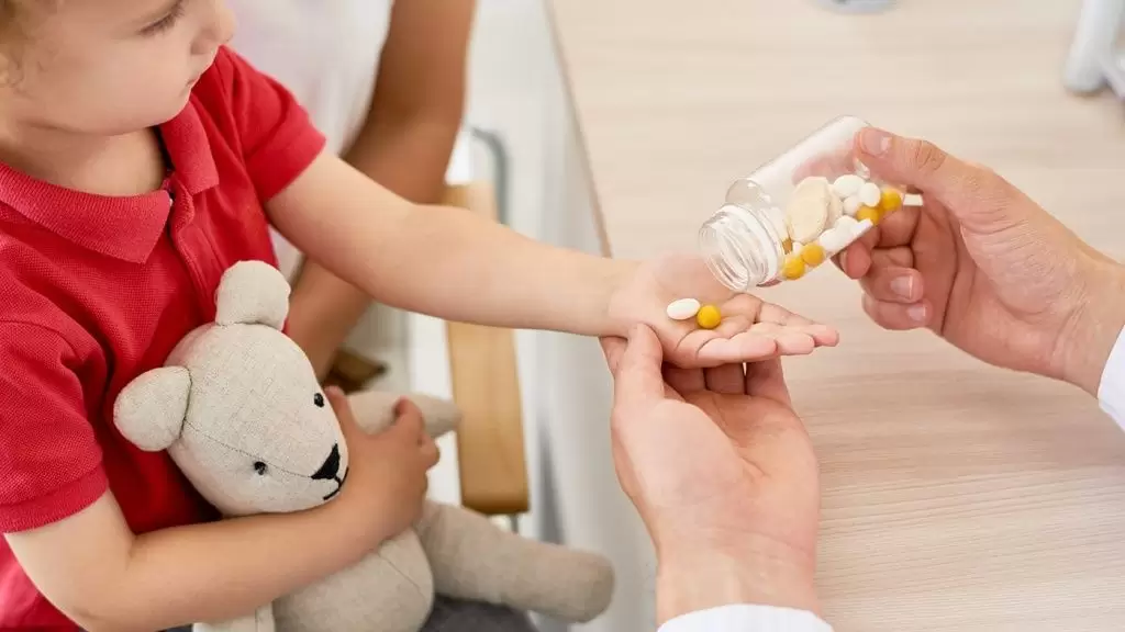 child-medicine-min-uai-1400x787.jpg child-medicine-min-uai-1400x787.jpg